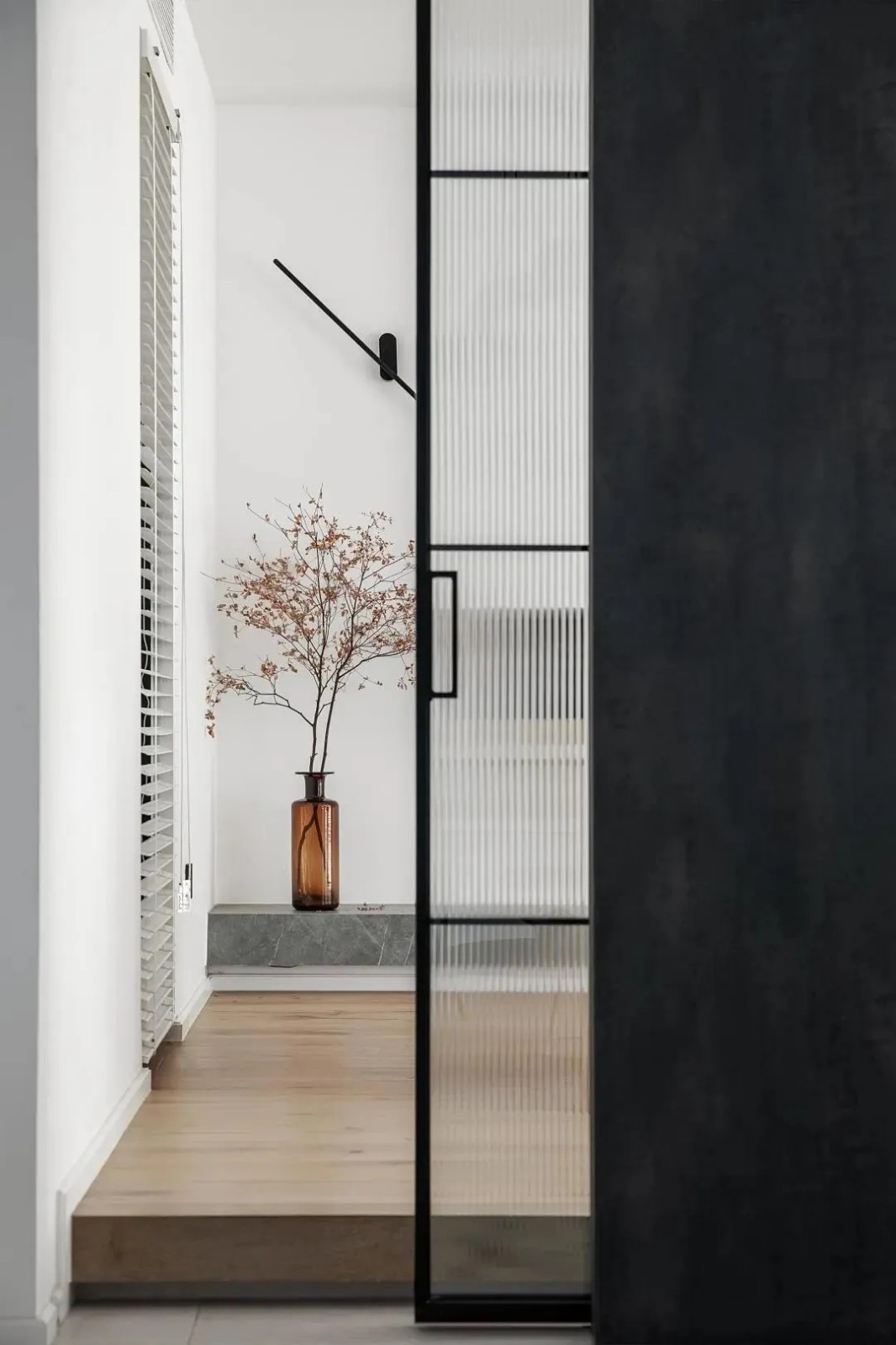 现代简约风格家装设计室内装修效果图-玄关 现代简约风格家装设计室内装修效果图-玄关